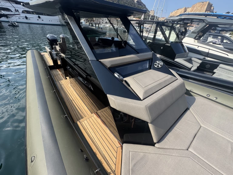 Wynajmij Łódż półsztywna z lub bez skippera Sea Water w Bonifacio Port