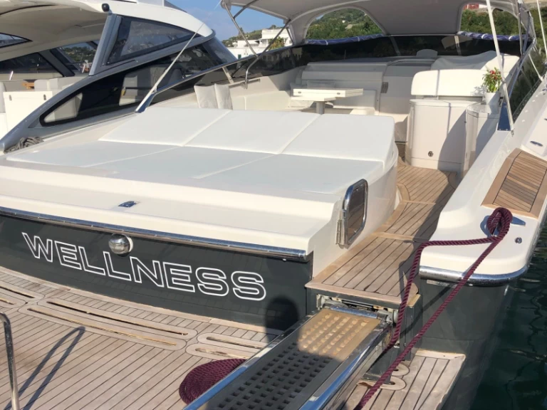 Wynajem Motorówka Tornado z patentem 