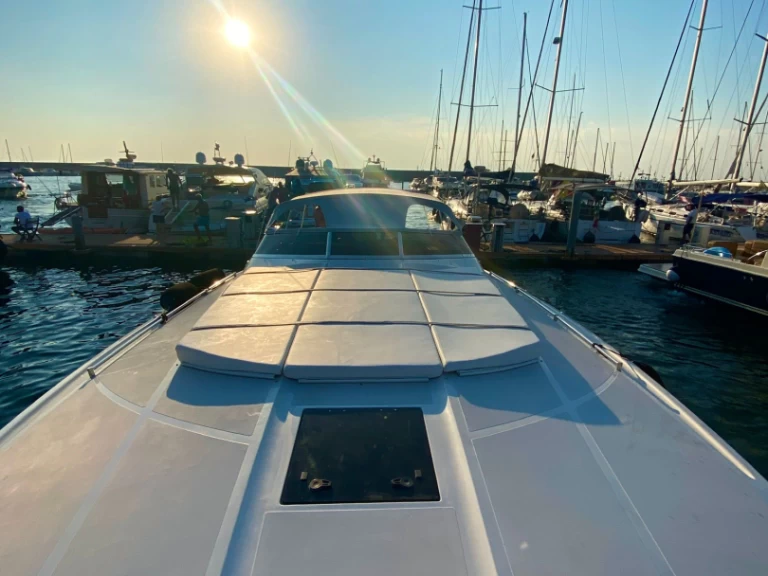 Motorówka do wynajmu w Forio w najlepszej cenie