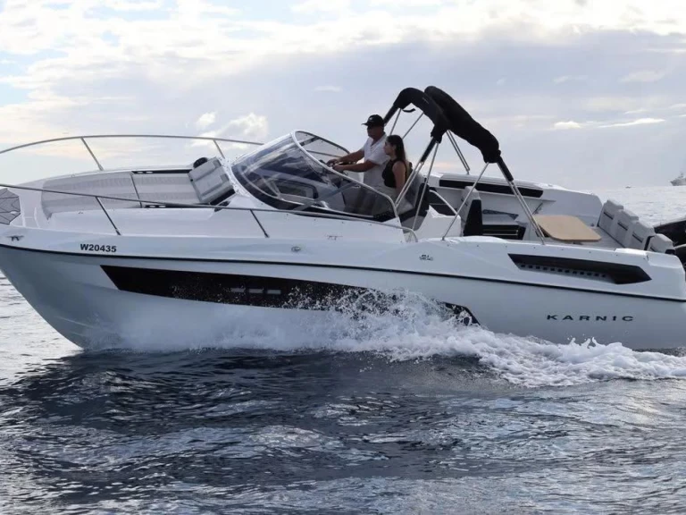 Wynajem Motorówka w Monopoli - Karnic 902 