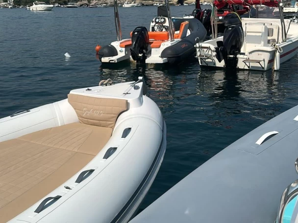 Wynajmij Doviboat Dovi22 w Neapol