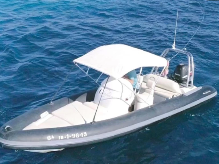 Wynajem Łódż półsztywna Weihai z patentem 