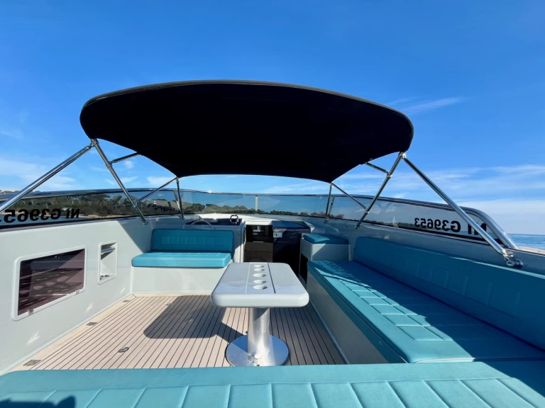 VanDutch VanDutch 40 między profesjonalistami a osobami prywatnymi w Saint-Jean-Cap-Ferrat