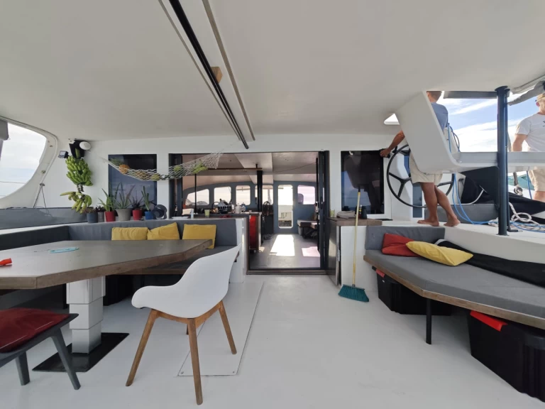 Wynajem Katamaran w Raiatea - Oyacht Class6