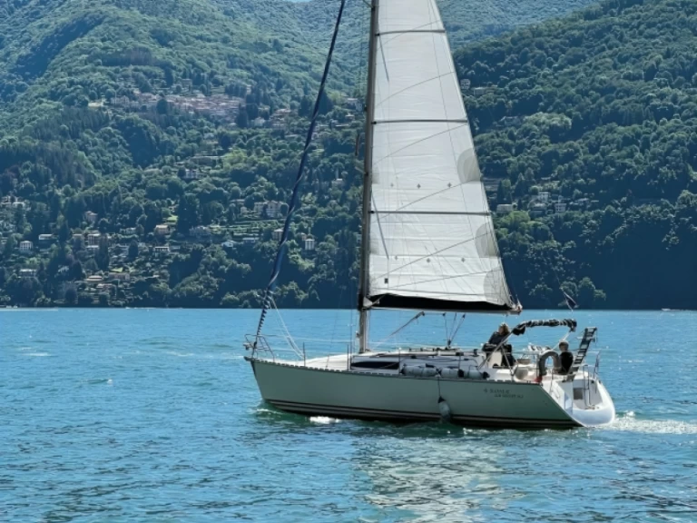 Wynajmij Jeanneau Sun Odyssey 34.2 w Como (City)