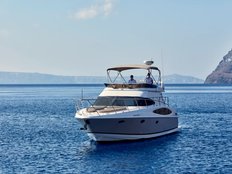 Wynajem Motorówka w Lavrio - Régal Commodore 4260