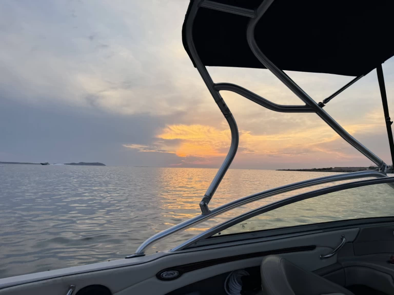 Wynajem łodzi Sant Antoni de Portmany tanio Sea Ray 220 Select