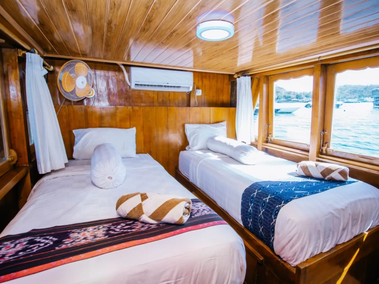 Wynajmij Żaglowiec z lub bez skippera White Pearl 02 w Labuan Bajo