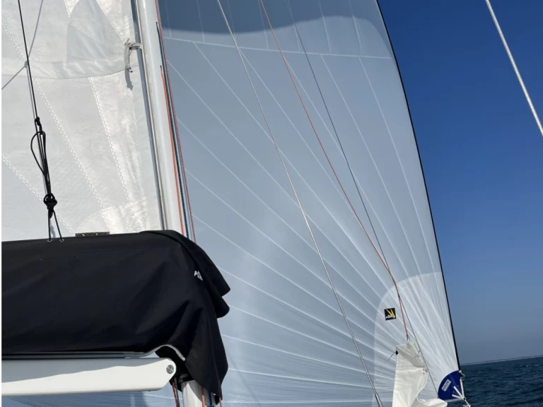 Wynajem łodzi La Trinité-sur-Mer tanio Mojito 650