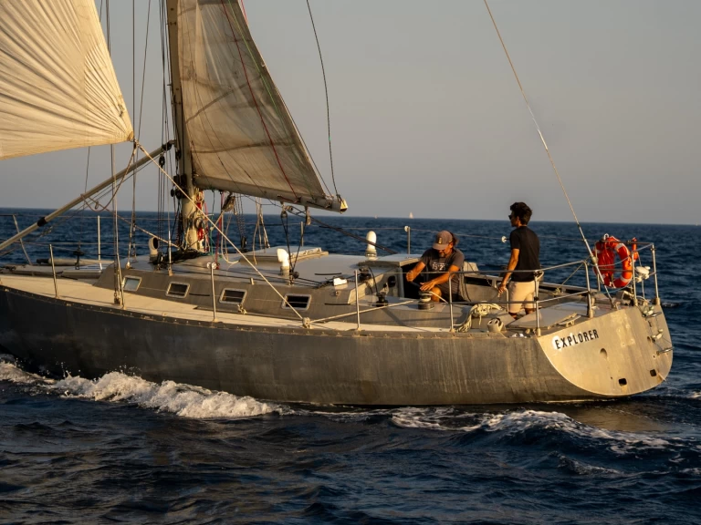 Wynajem Żaglowiec w Badia de Roses - Aluminium AG4MC Consolation 37