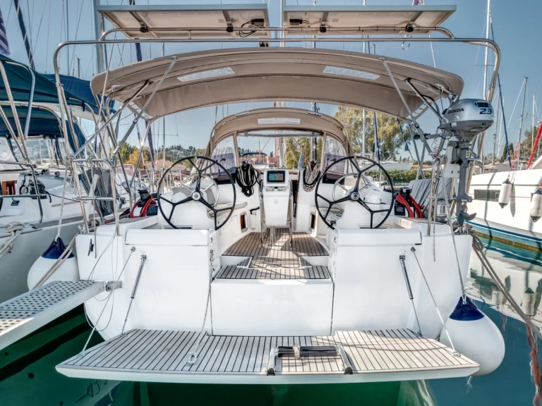 Wynajem Żaglowiec w Gouvia - Jeanneau Sun Odyssey 419