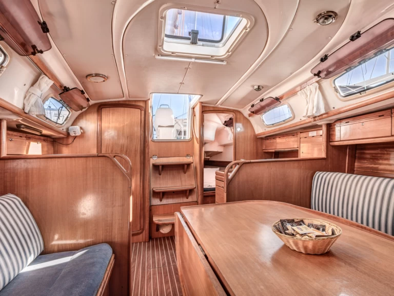 Wynajmij Żaglowiec z lub bez skippera Bavaria w Gouvia