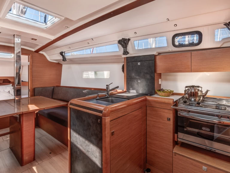 Wynajem łodzi Jeanneau Sun Odyssey 349 w Gouvia na SamBoat 