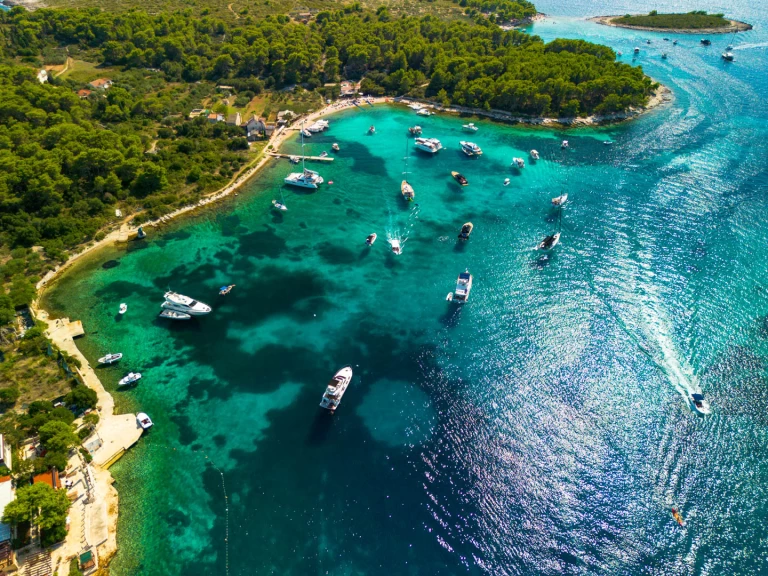 Ris Marine 850 Luxury między profesjonalistami a osobami prywatnymi w Split