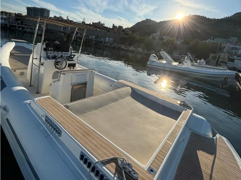 Wynajem łodzi Palermo tanio 840 440 cv