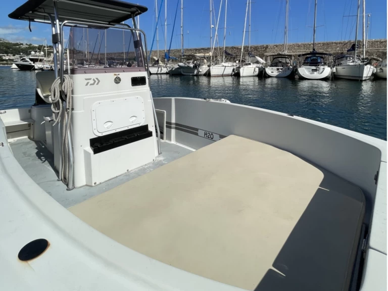 Wynajmij Four Winns Quest 207 w Mandelieu-la-Napoule