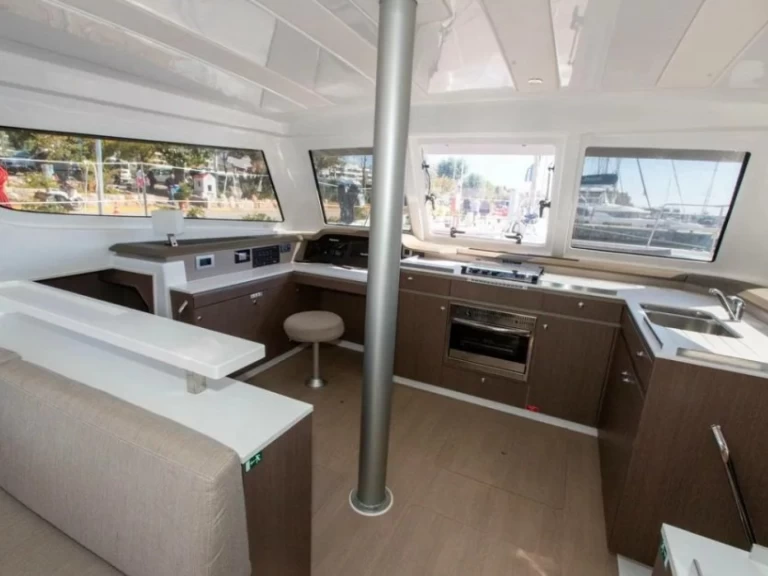 Bali Bali Catspace Voile między profesjonalistami a osobami prywatnymi w Lefkáda