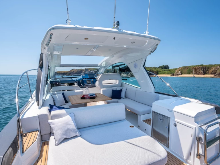 Wynajem łodzi Ajaccio tanio Gran Turismo 36