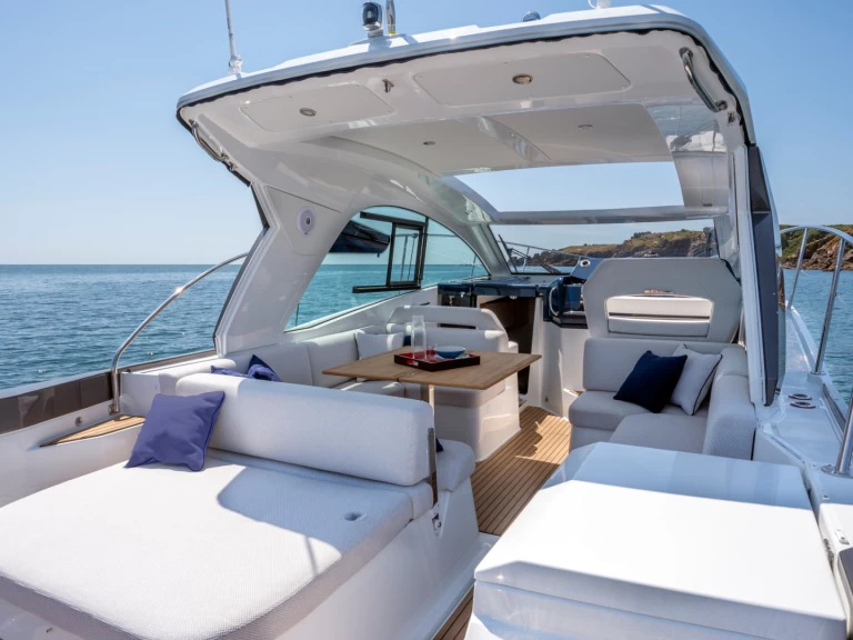 Wynajem Motorówka w Ajaccio - Bénéteau Gran Turismo 36