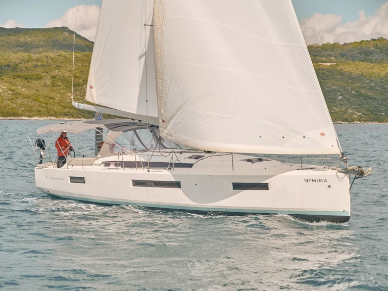 Wynajmij Jeanneau Sun Odyssey 440 w Alimos