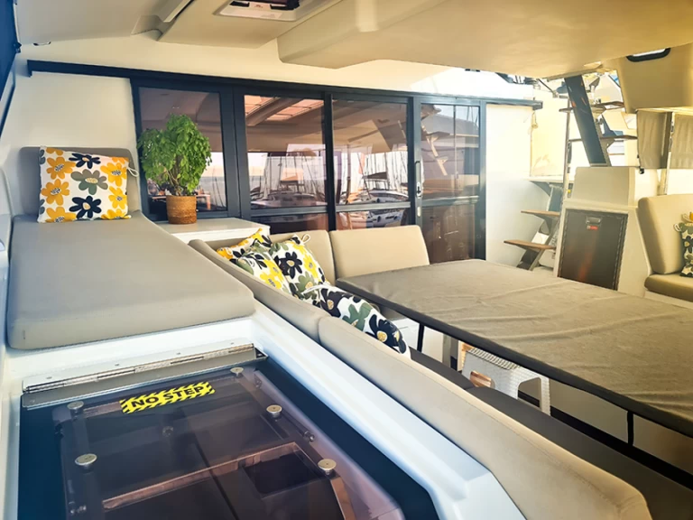Wynajmij Katamaran z lub bez skippera Fountaine Pajot w Preveza