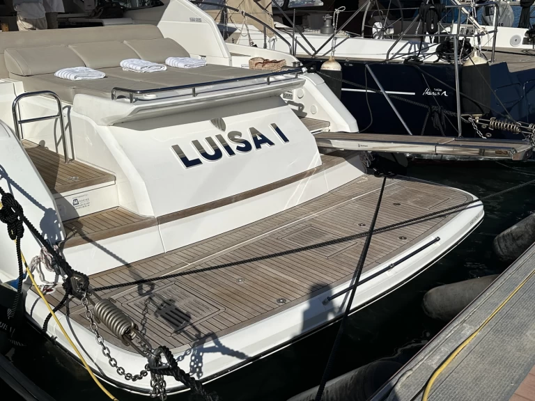 Wynajem Motorówka Fairline z patentem 