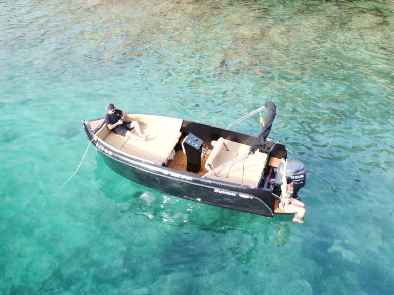 Wynajem łodzi Sant Antoni de Portmany tanio 585