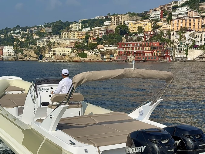 Wynajem Łódż półsztywna Master z patentem 