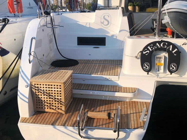 Wynajem Katamaran w Alimos - Lagoon Lagoon 46