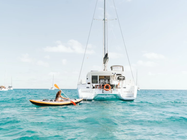 Wynajmij Katamaran z lub bez skippera Lagoon w Sant Antoni de Portmany