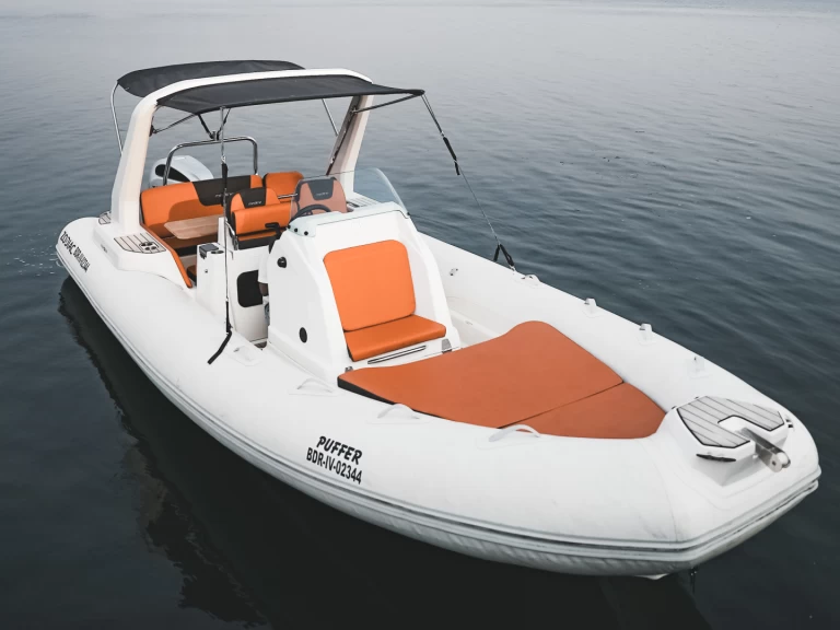 Wynajem Motorówka Zodiac z patentem 