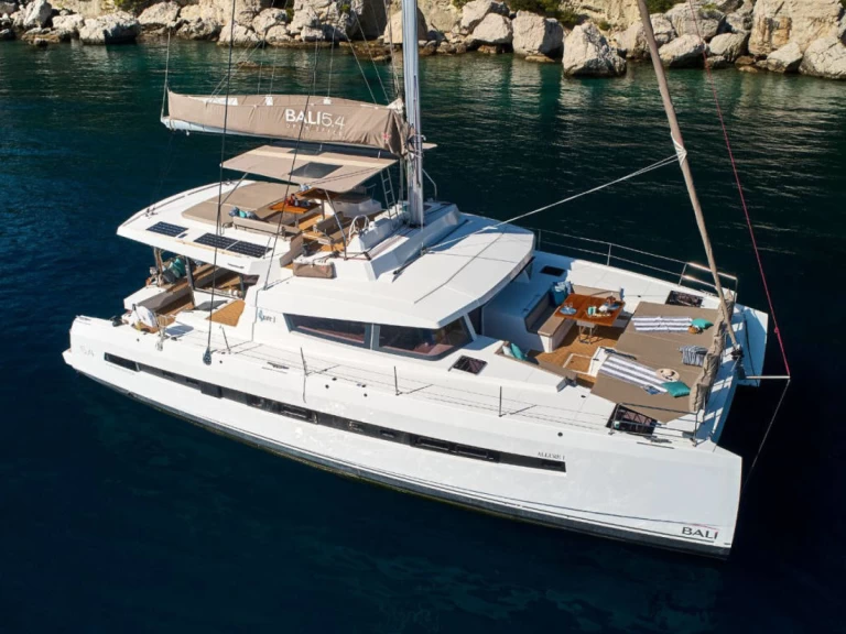 Bali Bali 5.4 między profesjonalistami a osobami prywatnymi w Golfo Aranci