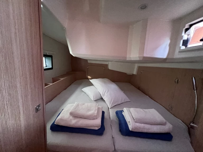 Wynajmij Żaglowiec z lub bez skippera Bavaria w Loutraki-Agioi Theodoroi