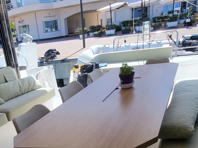 Bali Bali Catsmart między profesjonalistami a osobami prywatnymi w Capo d'Orlando