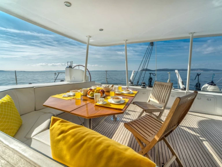 Wynajmij Katamaran z lub bez skippera Lagoon w La Ciotat