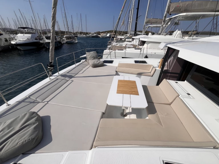 Wynajem łodzi Bali Bali 4.6 (owner's version) w Lavrio na SamBoat 