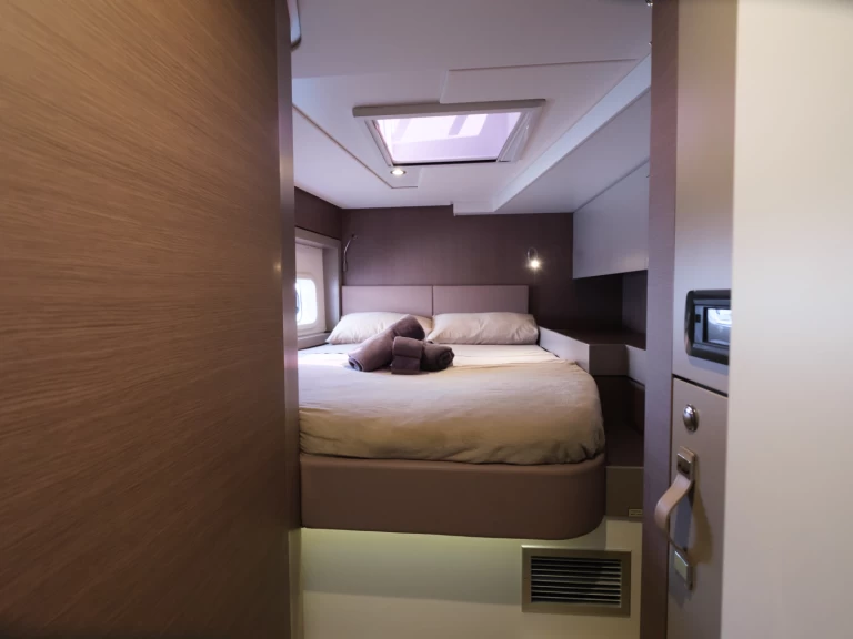 Bali Bali 4.6 między profesjonalistami a osobami prywatnymi w Capo d'Orlando