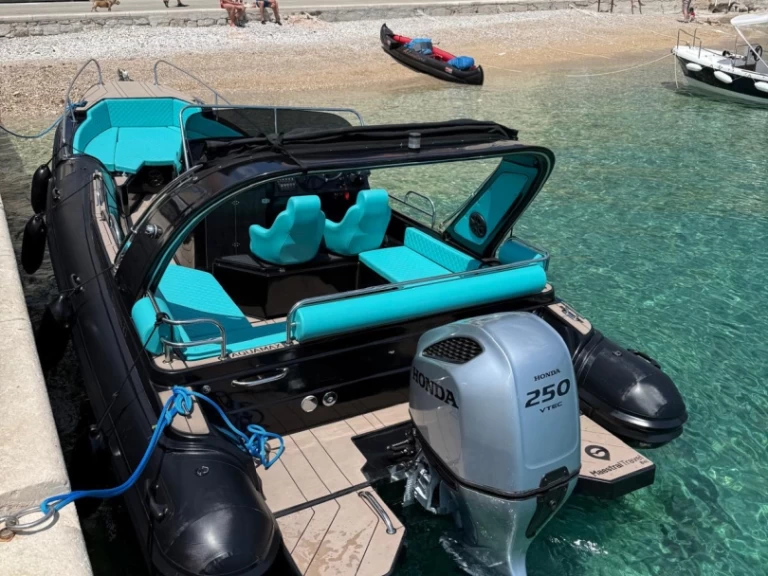 Wynajmij Aquamax 27 w Bol