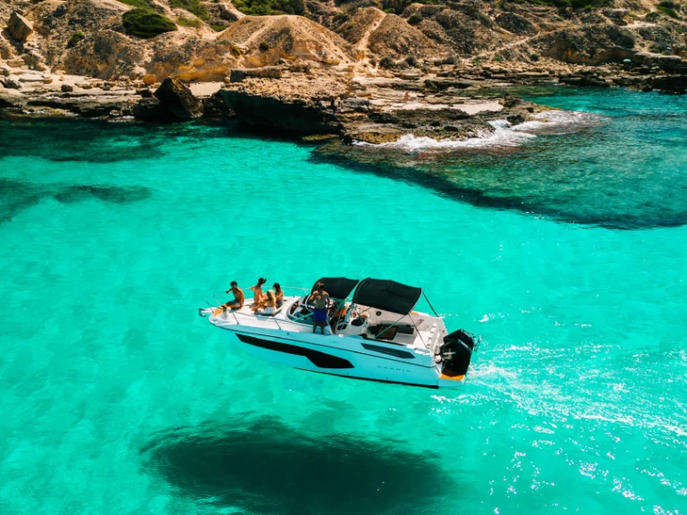 Wynajem łodzi Karnic SL800 w s'Arenal na SamBoat 