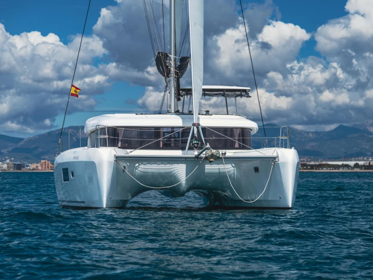 Wynajem łodzi Lagoon Lagoon 42 w Pula na SamBoat 