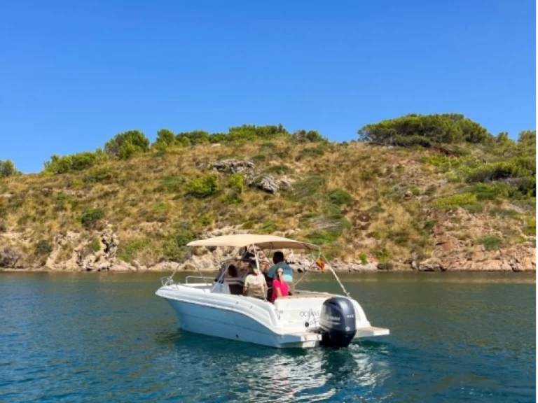 Wynajmij Pacific Craft Pacific Craft 625 Open w Port d'Addaia (City)