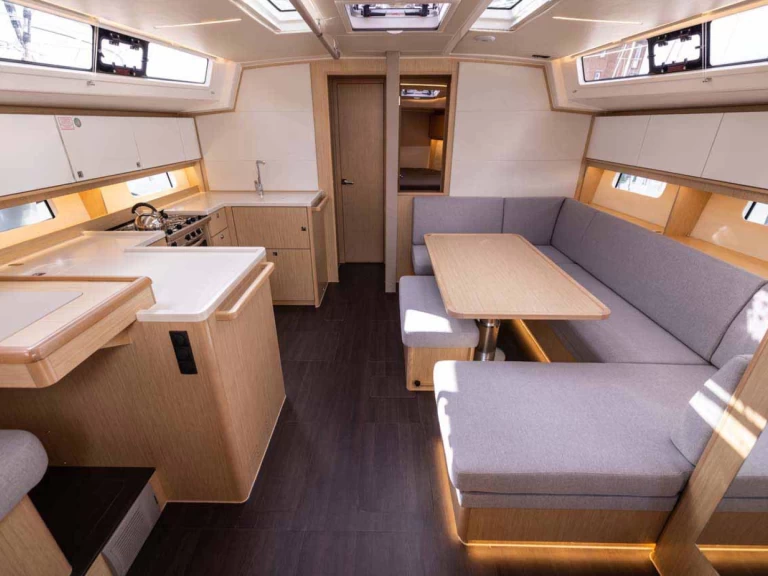 Wynajem łodzi Bavaria Bavaria C46 w Golfo Aranci na SamBoat 