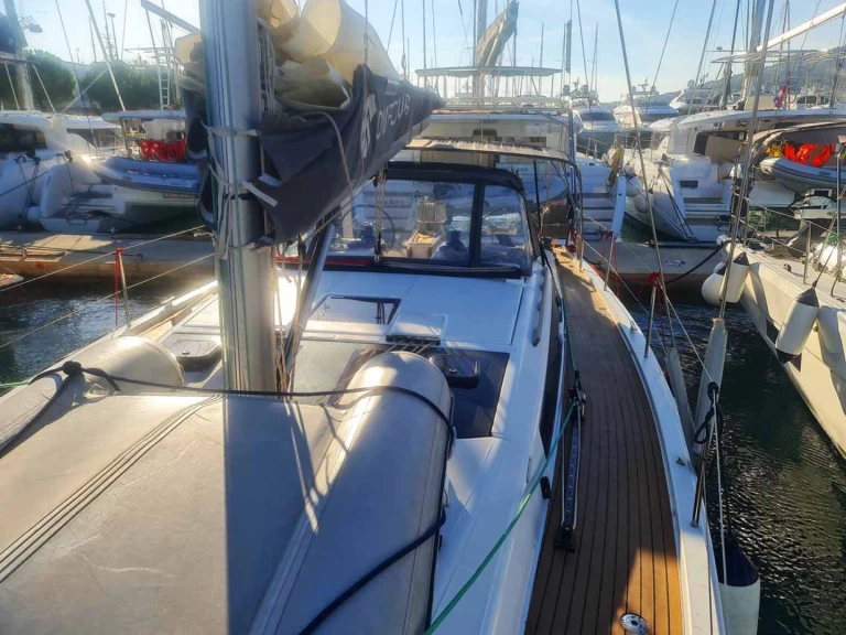 Wynajmij Dufour Dufour 430 w Murter-Kornati