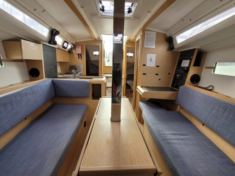 Wynajem Żaglowiec w Saint-Quay-Portrieux - Jeanneau Sun Odyssey 349