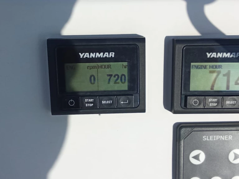 Bali Bali Catspace Voile między profesjonalistami a osobami prywatnymi w Hyeres