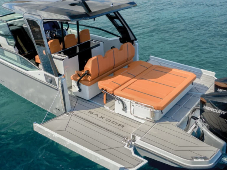 Wynajem łodzi Cannes tanio Saxdor 320 GT