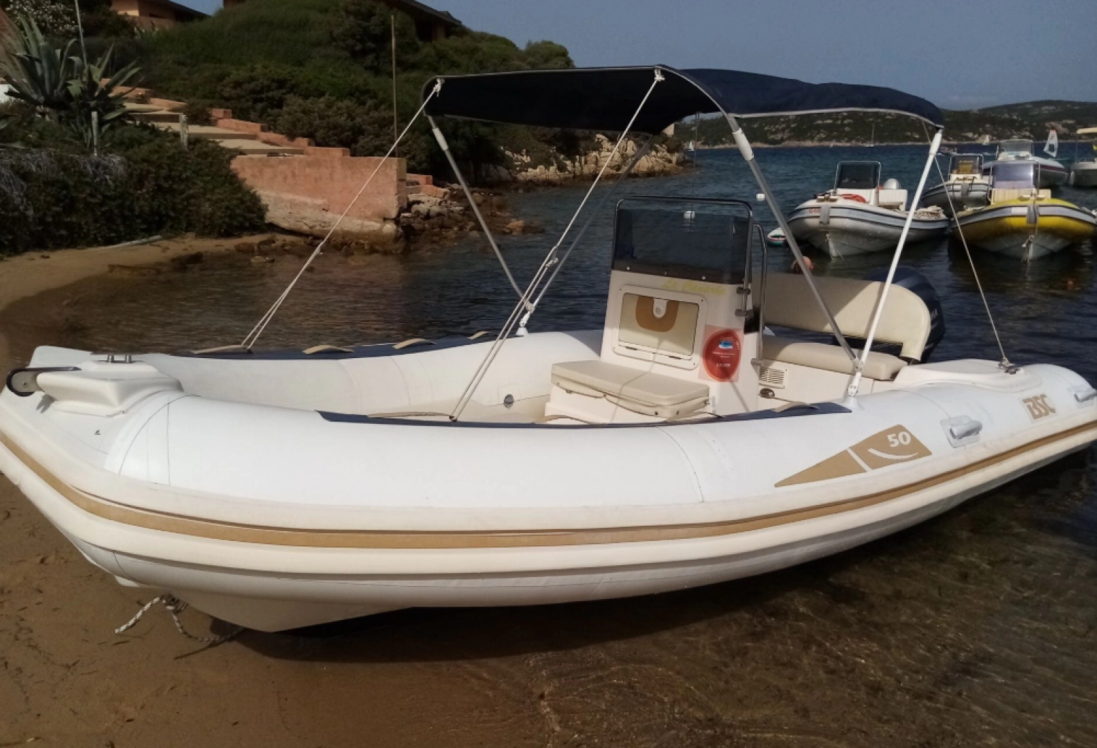 Bsc BSC 50 między profesjonalistami a osobami prywatnymi w Palau