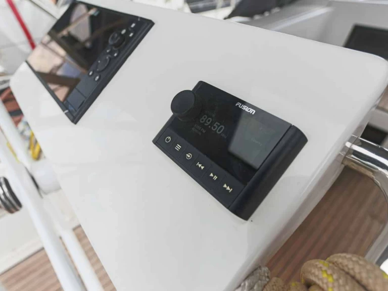 Wynajem łodzi Gouvia tanio Bavaria C45