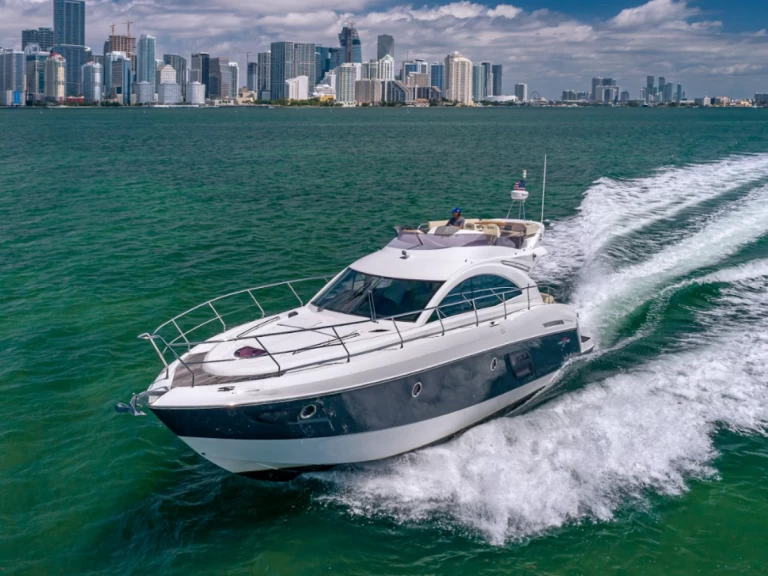 Wynajem łodzi Bénéteau 52 GT FLYBRIDGE  w Miami Beach na SamBoat 