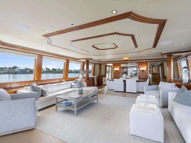 Westport EDEN między profesjonalistami a osobami prywatnymi w Fort Lauderdale